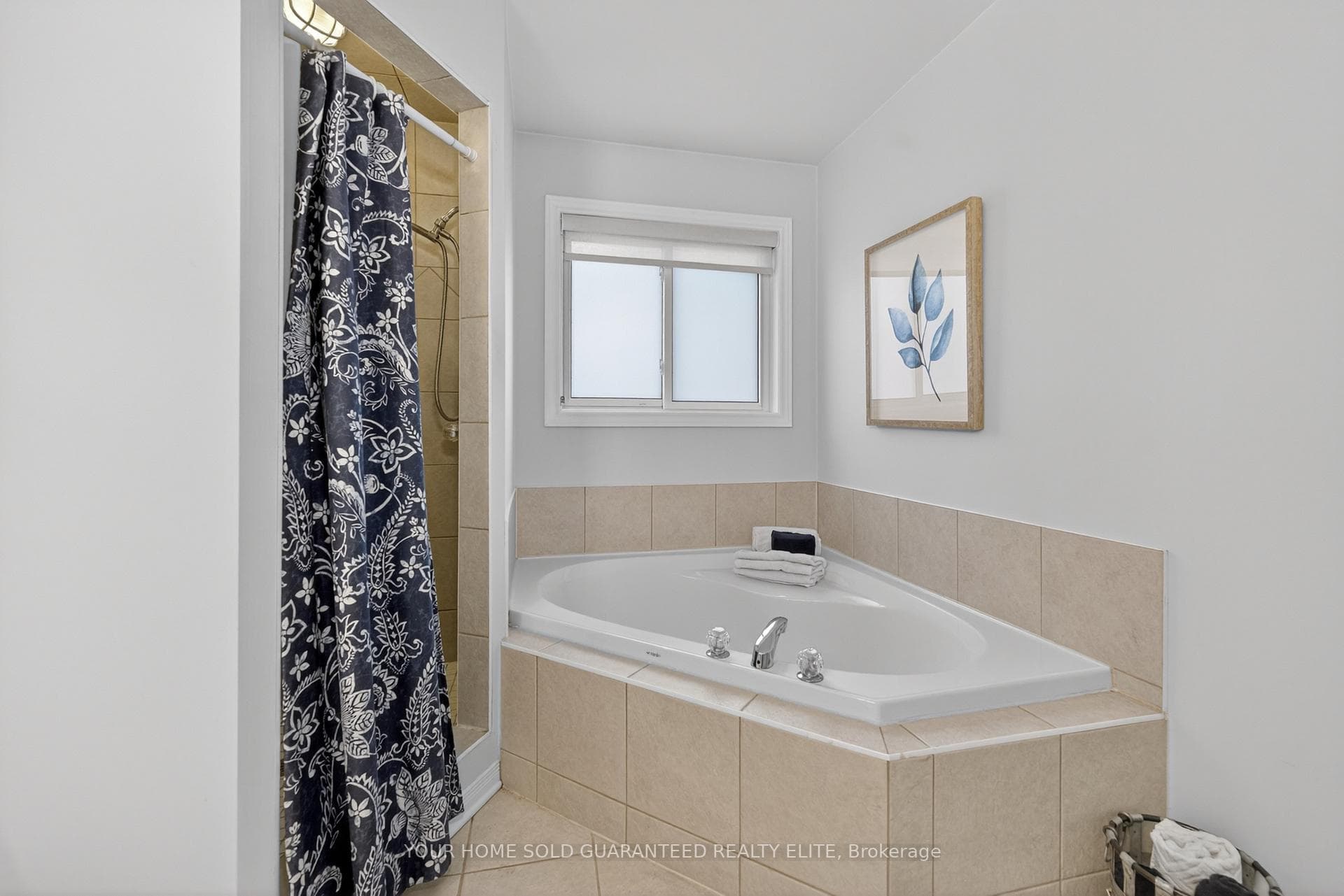 9 Tunbridge Crescent photo 24