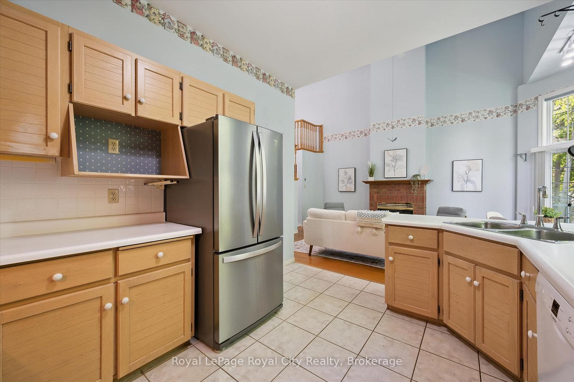 539 Harvey Street photo 13