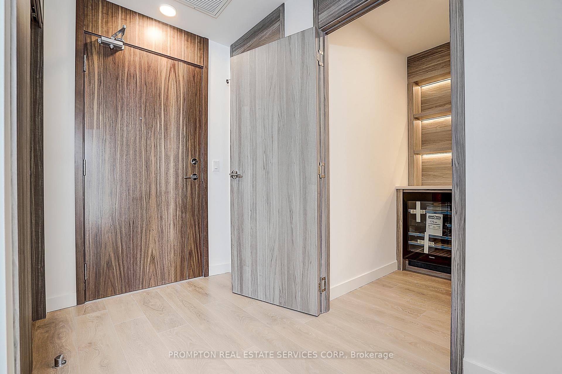 68 Esther Shiner Boulevard Unit 206 photo 15