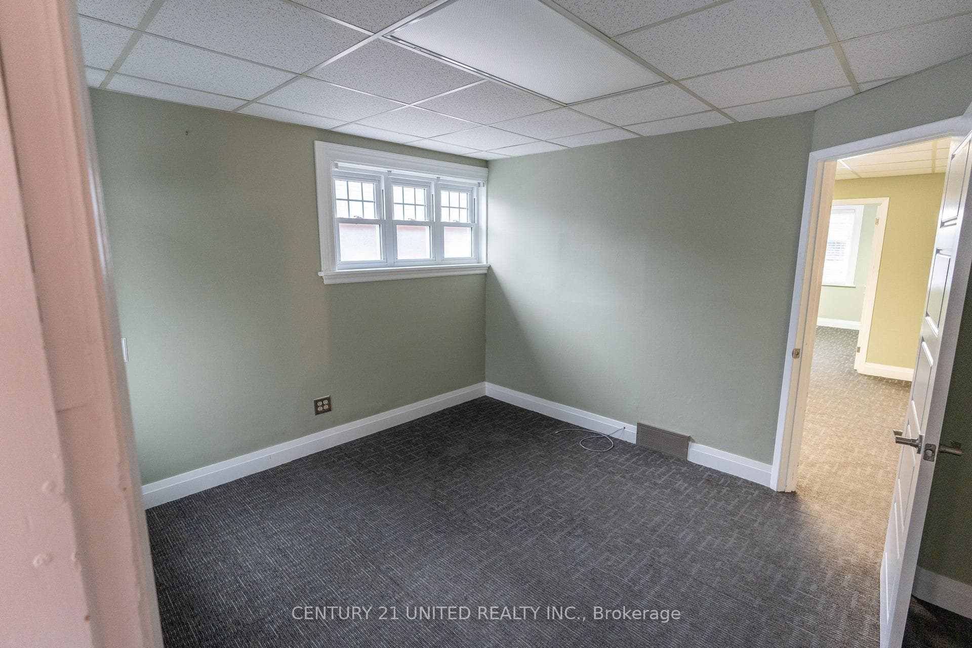 310 Rubidge Street photo 18