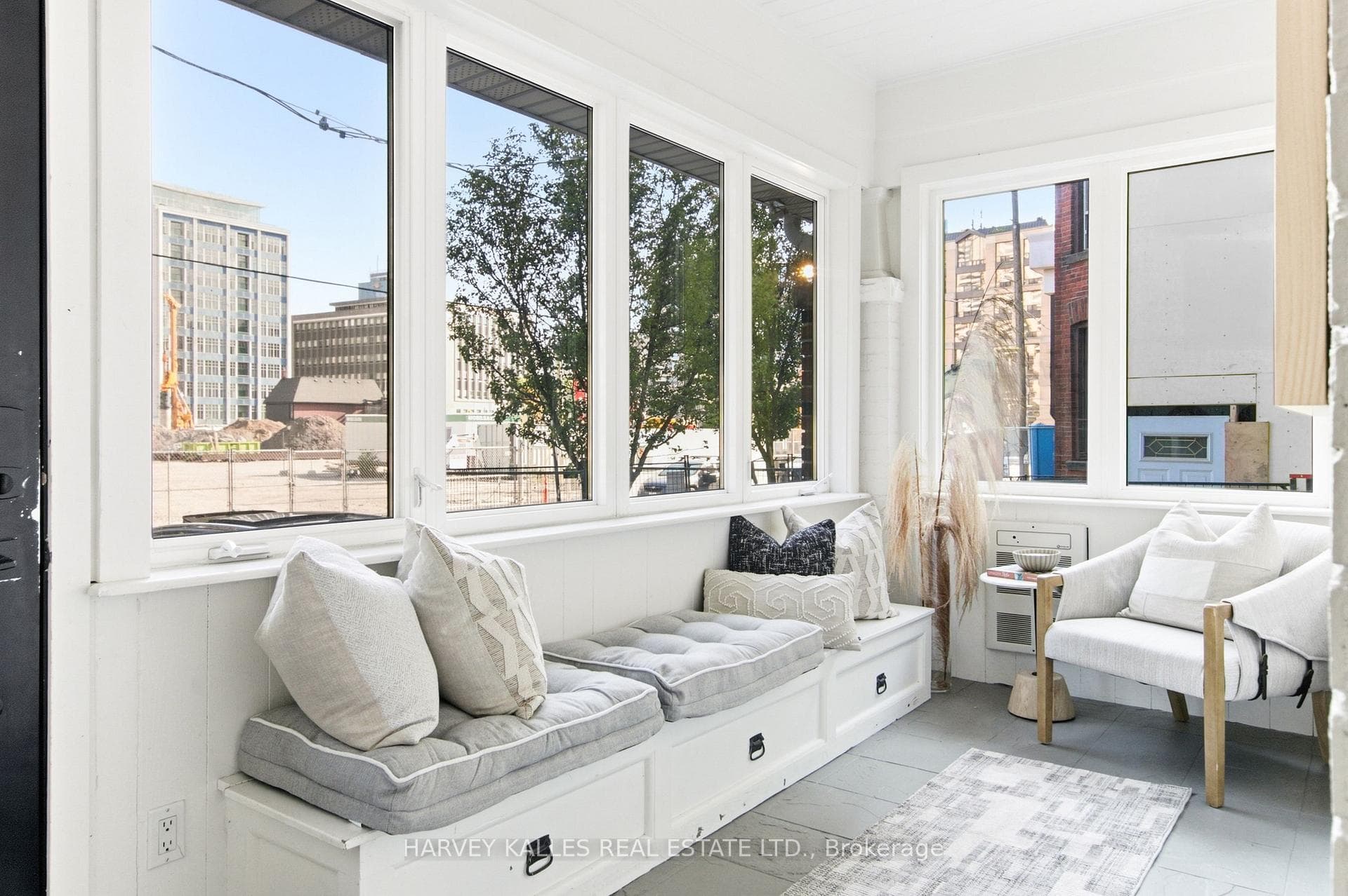 30 Millwood Road photo 2