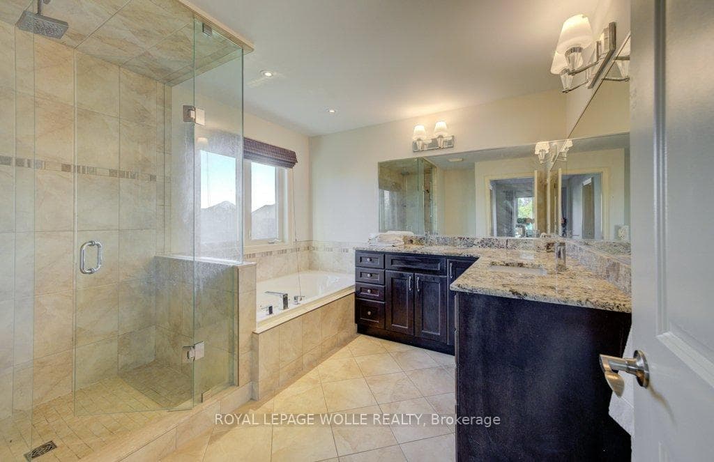 6379 Christopher Crescent photo 29