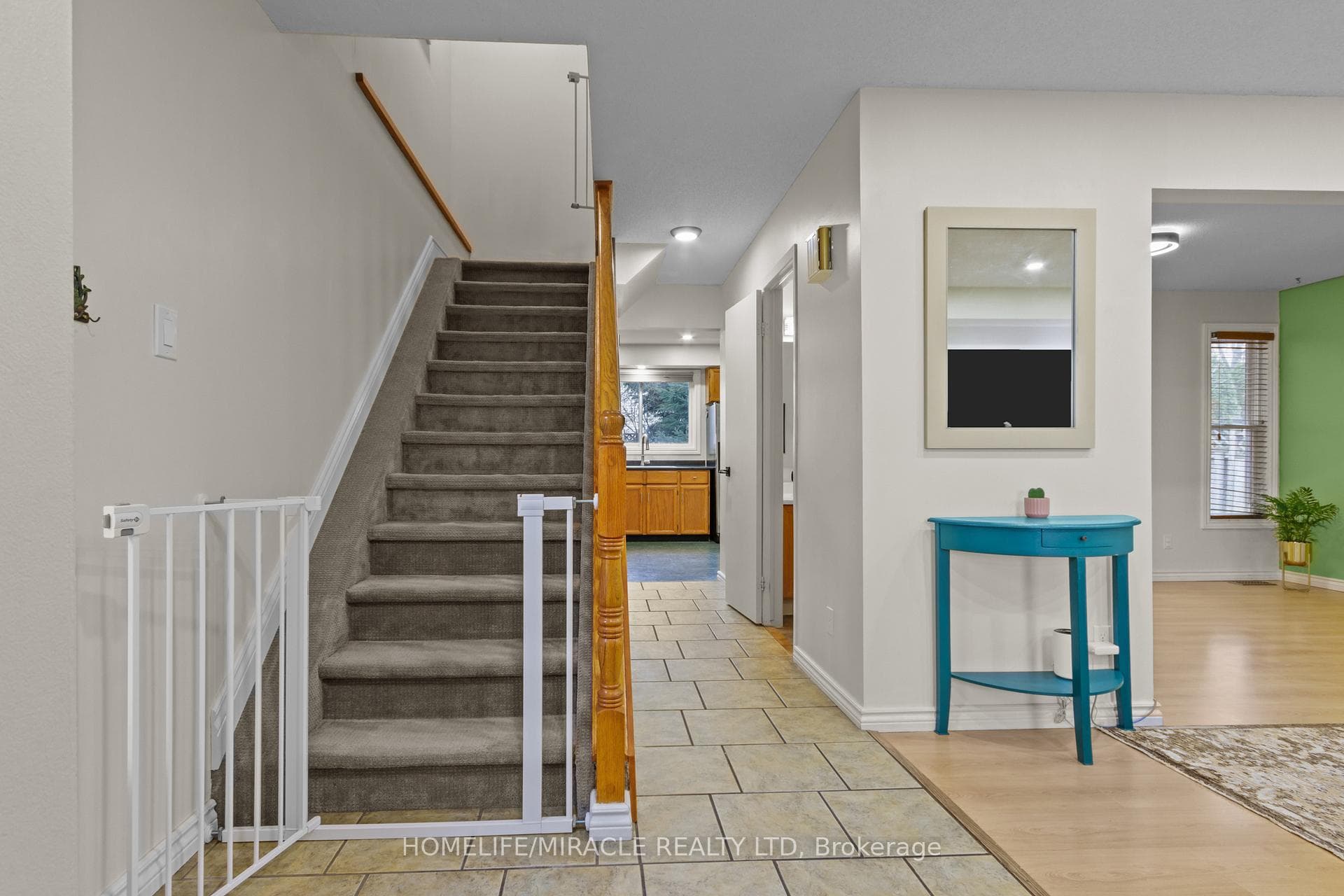 10 Balmoral Court photo 5