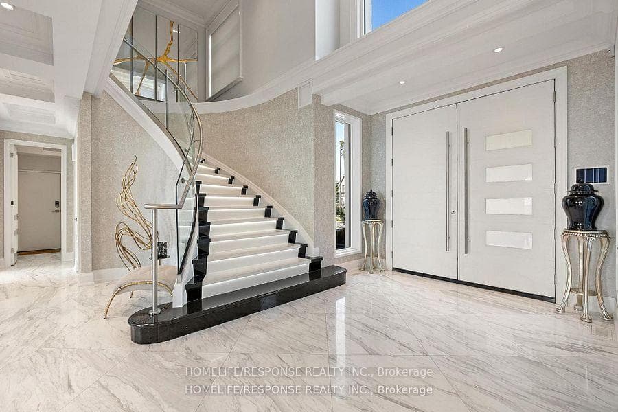 1400 WATERSEDGE Road photo 2