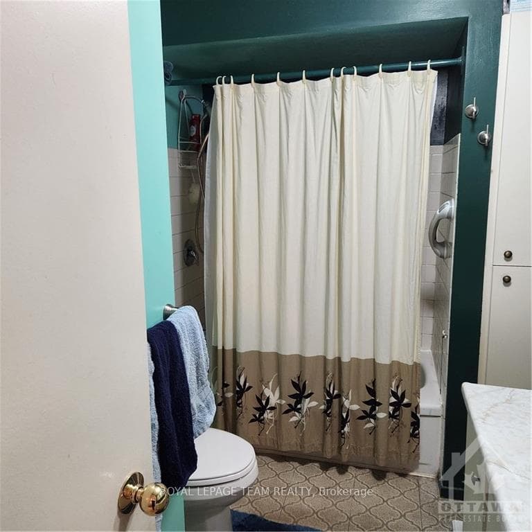 21 MIDLAND Crescent Unit 66 photo 9