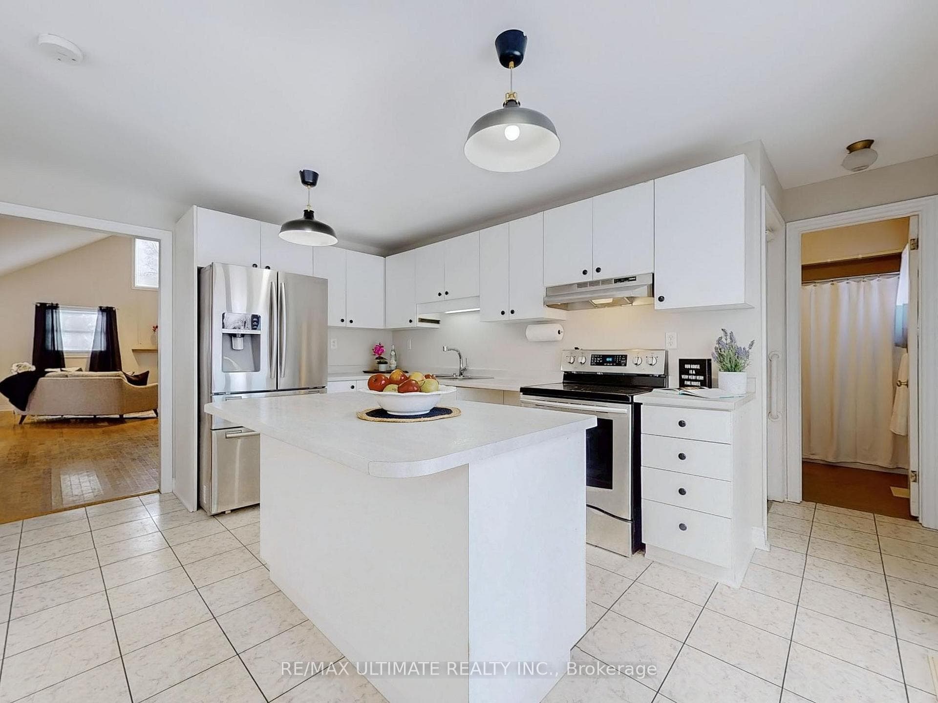 467 Poplar Avenue photo 12
