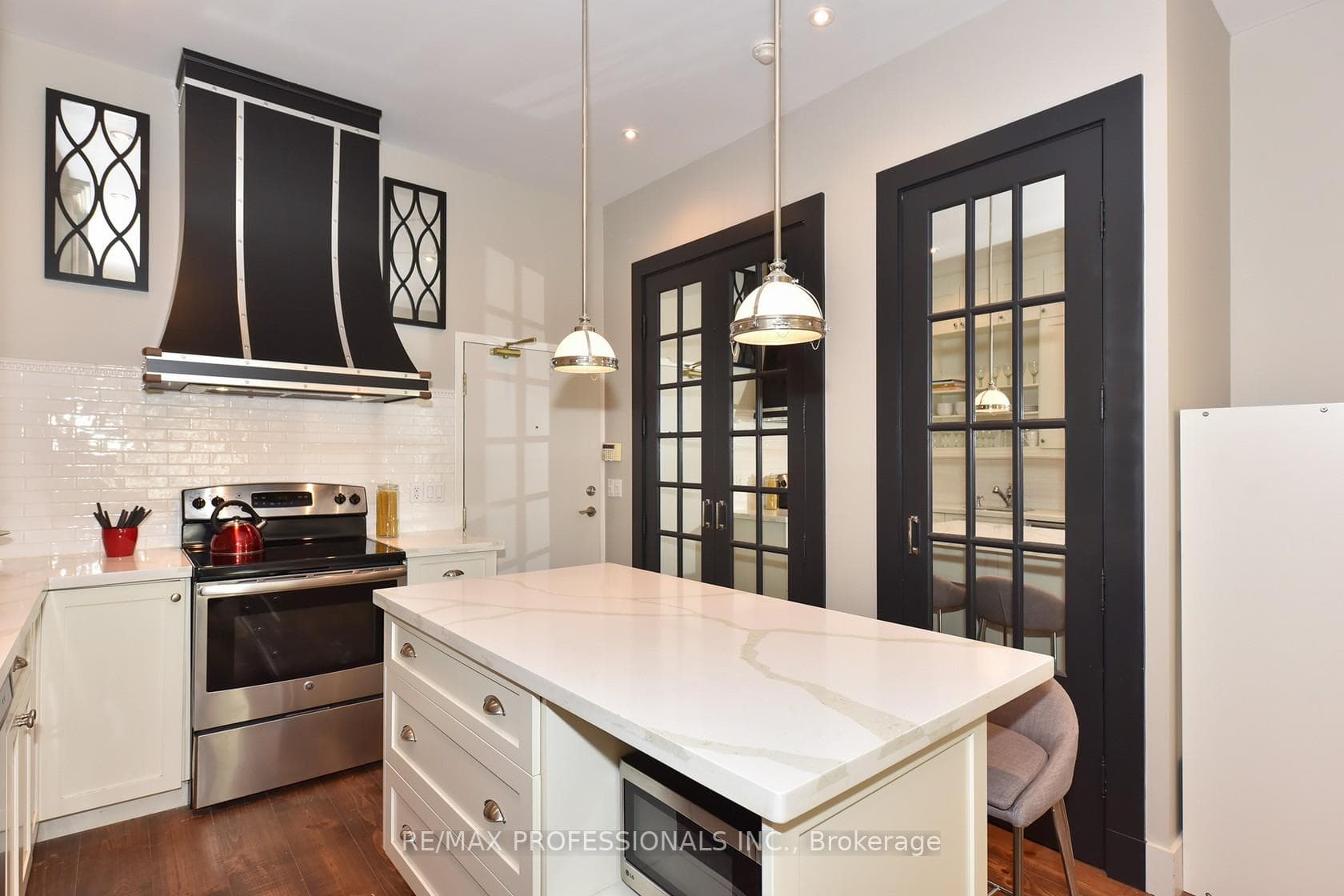 30 Hayden Street Unit 101 photo 4