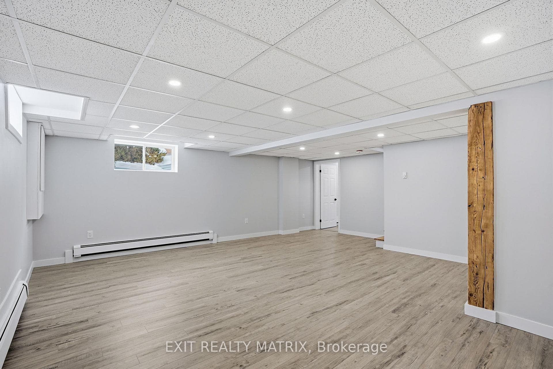 805 Cartier Boulevard photo 30