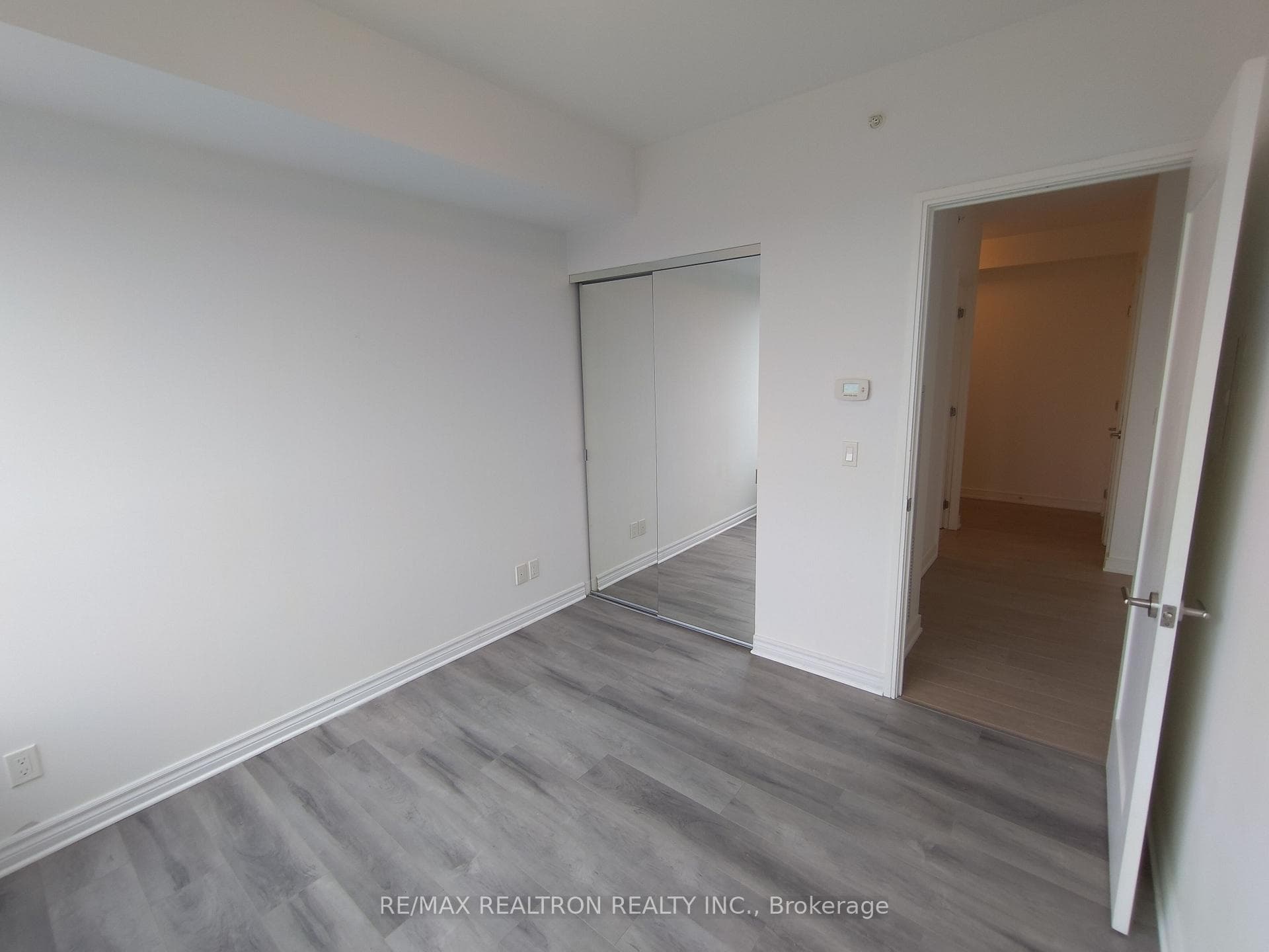 88 Scott Street Unit 2904 photo 7