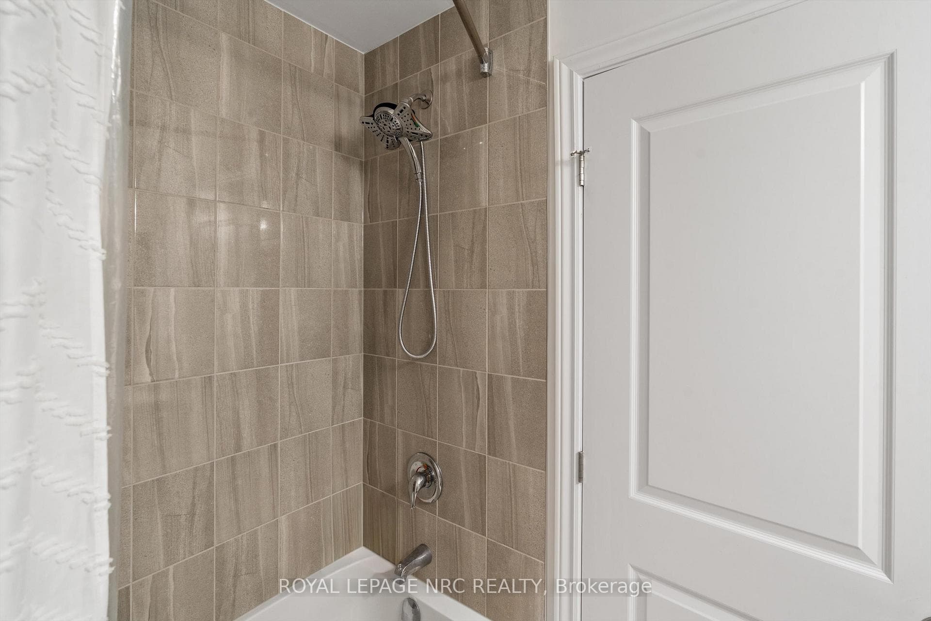 5000 Connor Drive Unit 17 photo 21