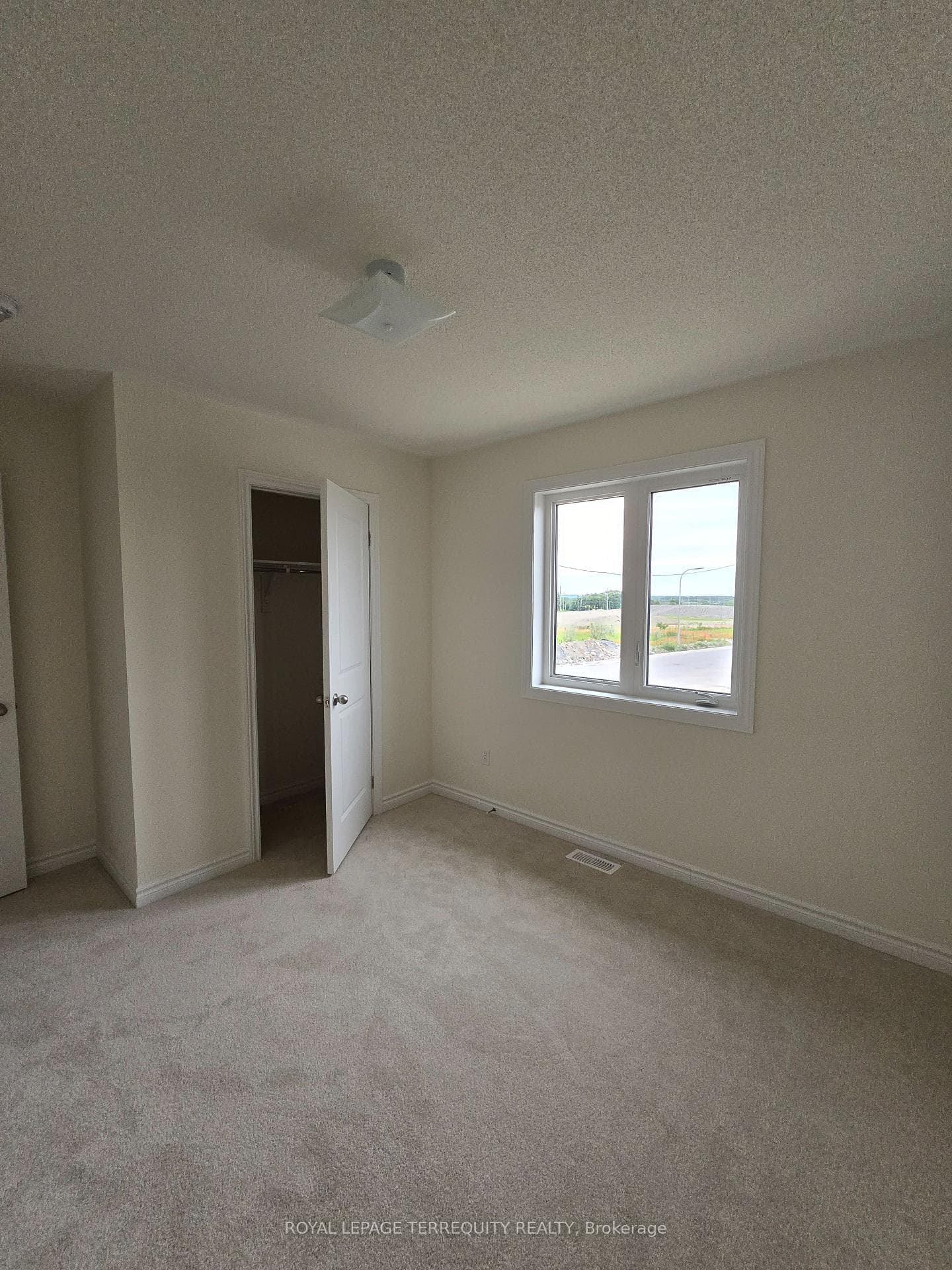 1133 Marathon Avenue photo 20