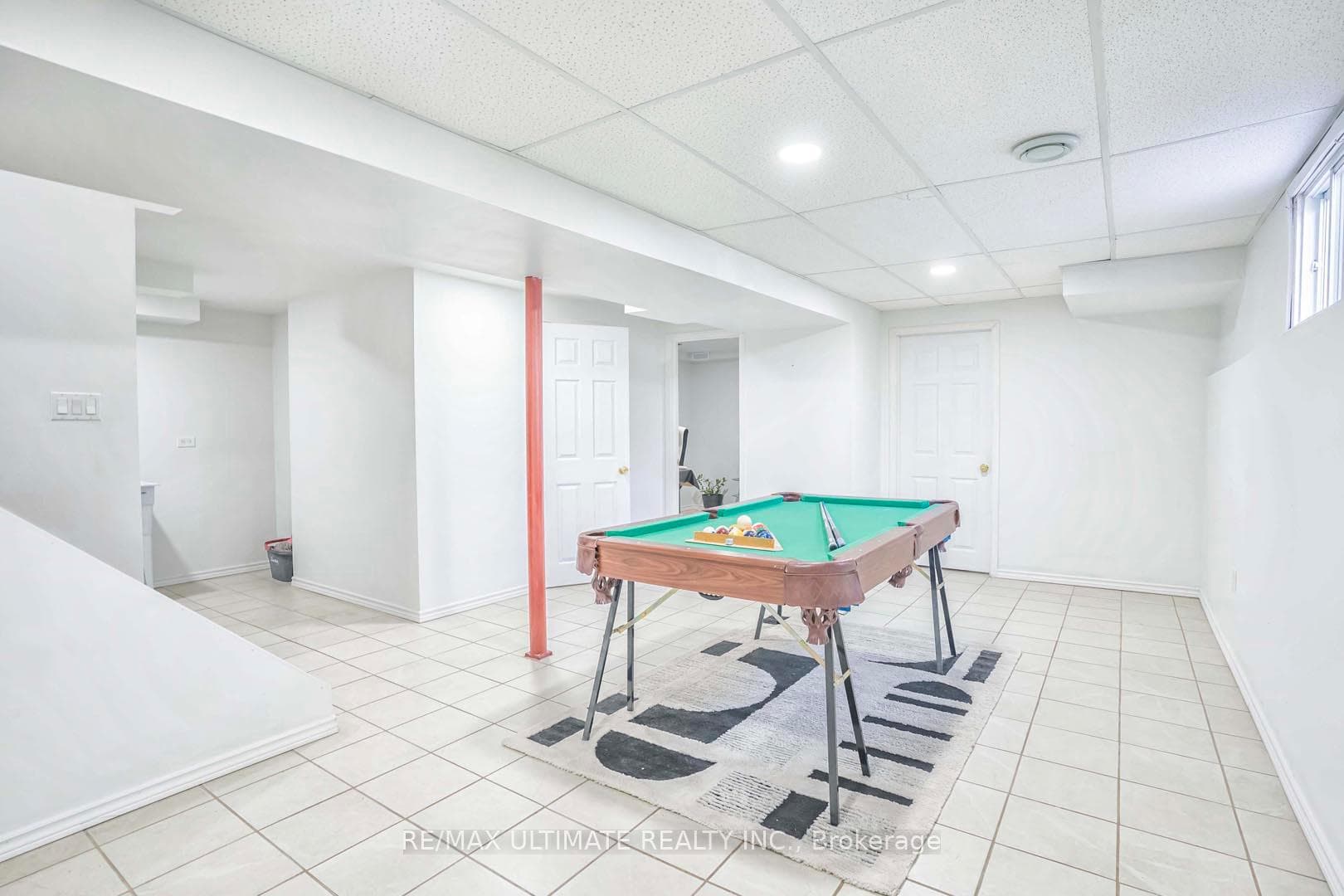 132 Wright Crescent photo 18