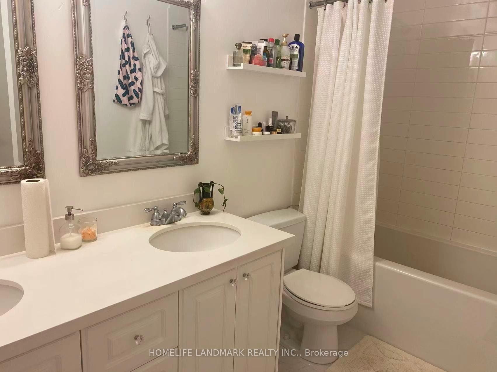 105 The Queensway Way Unit 3105 photo 5