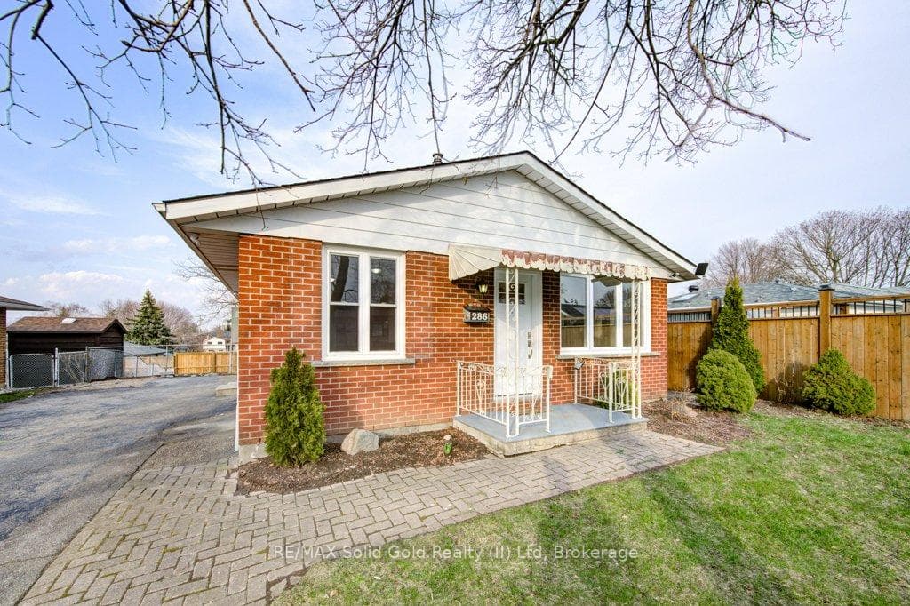 286 Cartier Drive photo 3