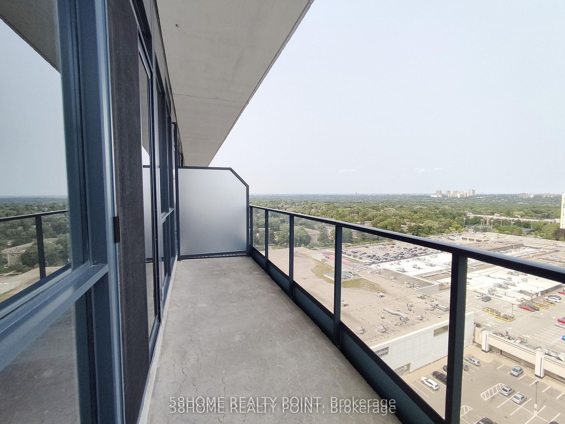 2885 Bayview Avenue Unit 1504 photo 16