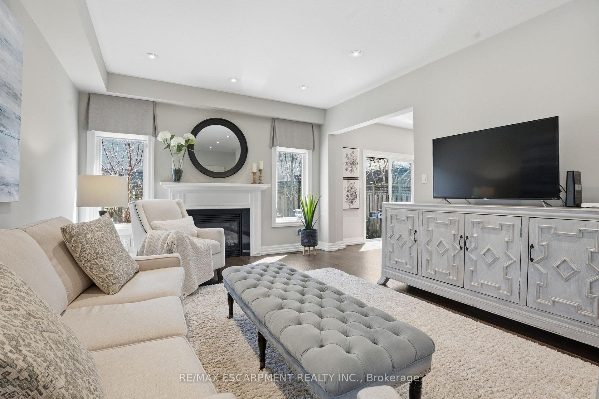 441 STONEHENGE Drive Unit 40 photo 4