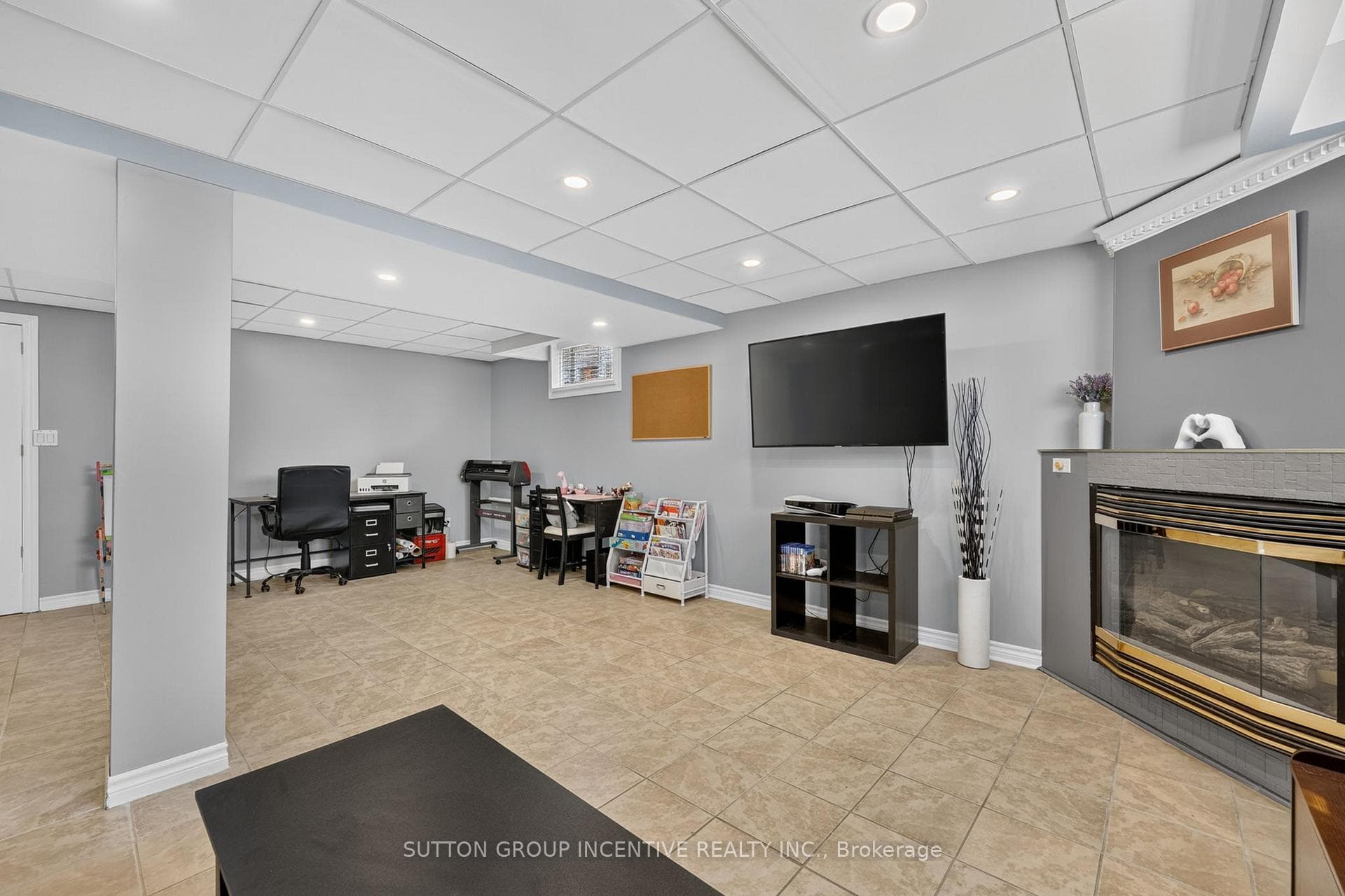 2248 Douglas Avenue photo 31