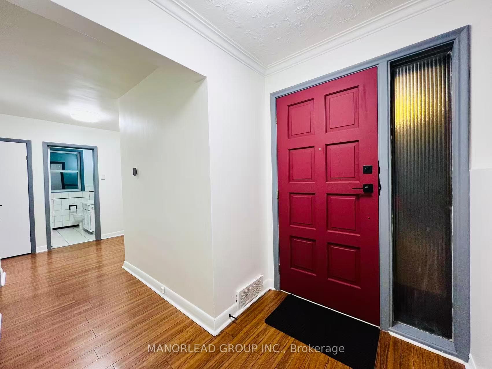 90 Rockport Crescent photo 3
