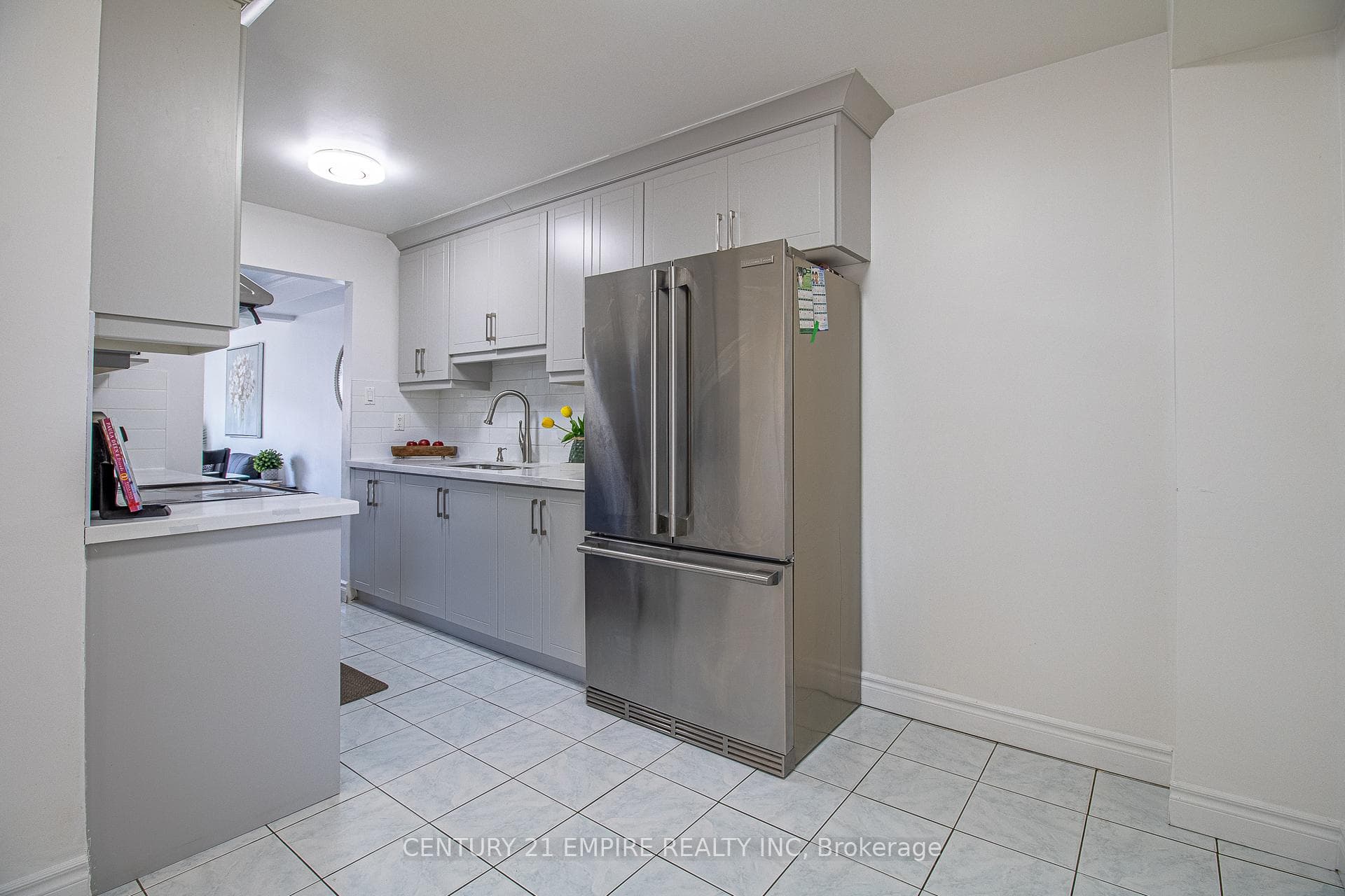 27 Greenleaf Terrace photo 7