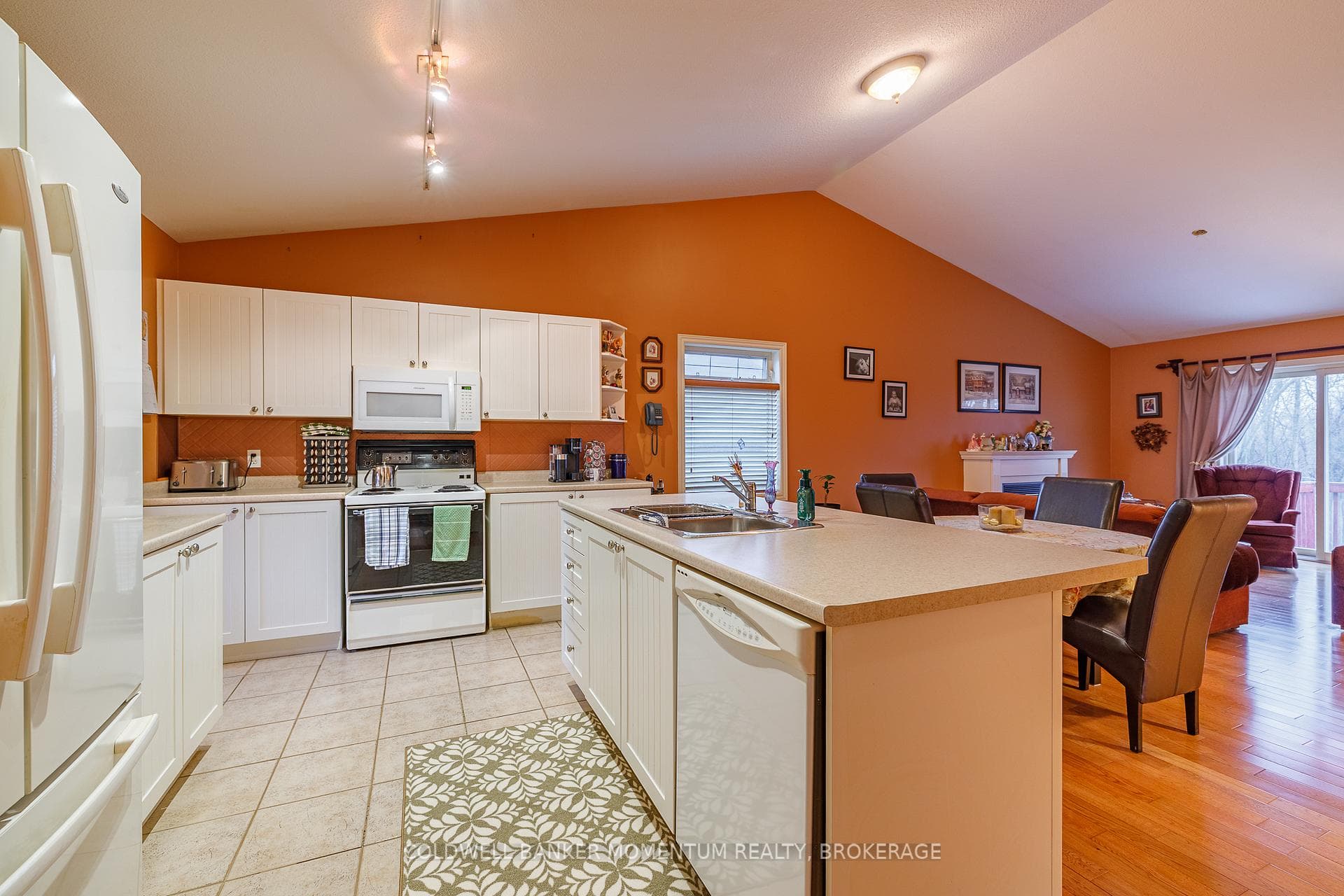 47 Thorold Avenue photo 12