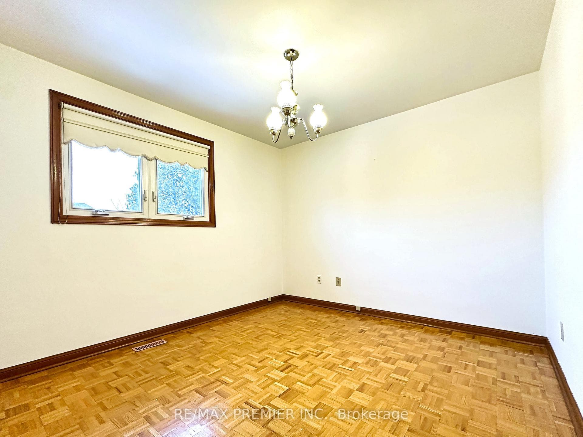 56 Fairchild Avenue Unit Main photo 34