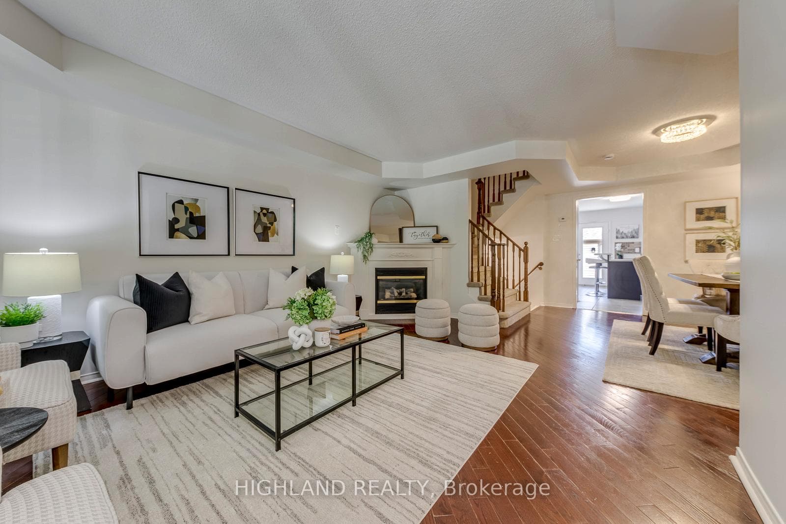 108 Roxton Road photo 5
