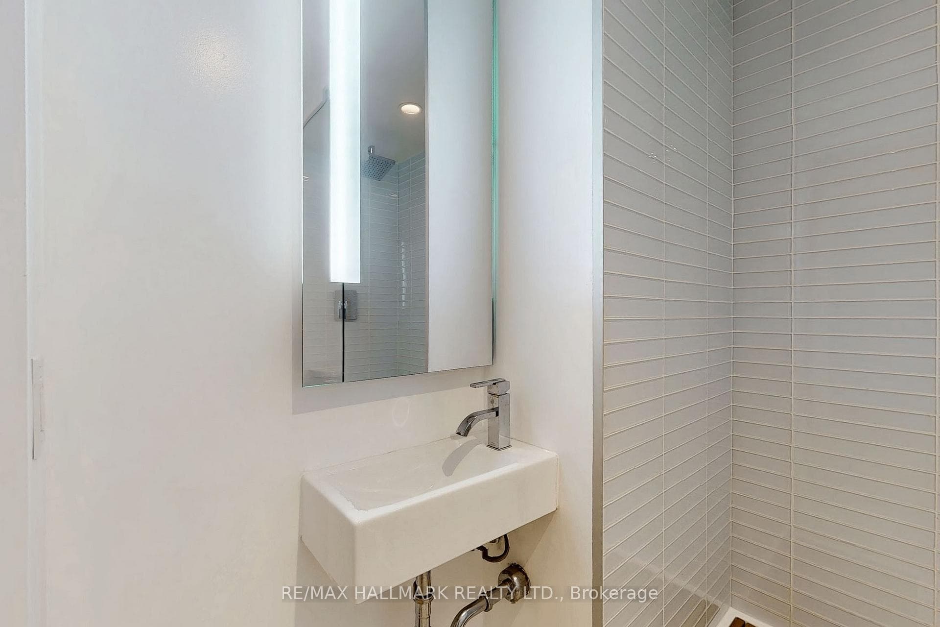 629 King Street Unit 636 photo 29