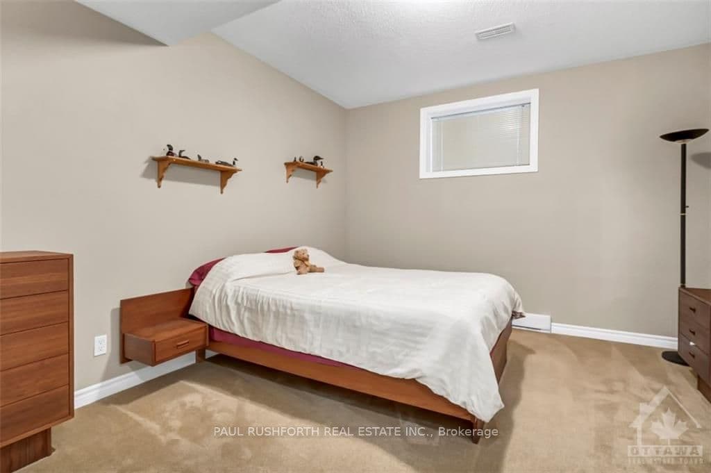 169 GRANITE Court photo 23