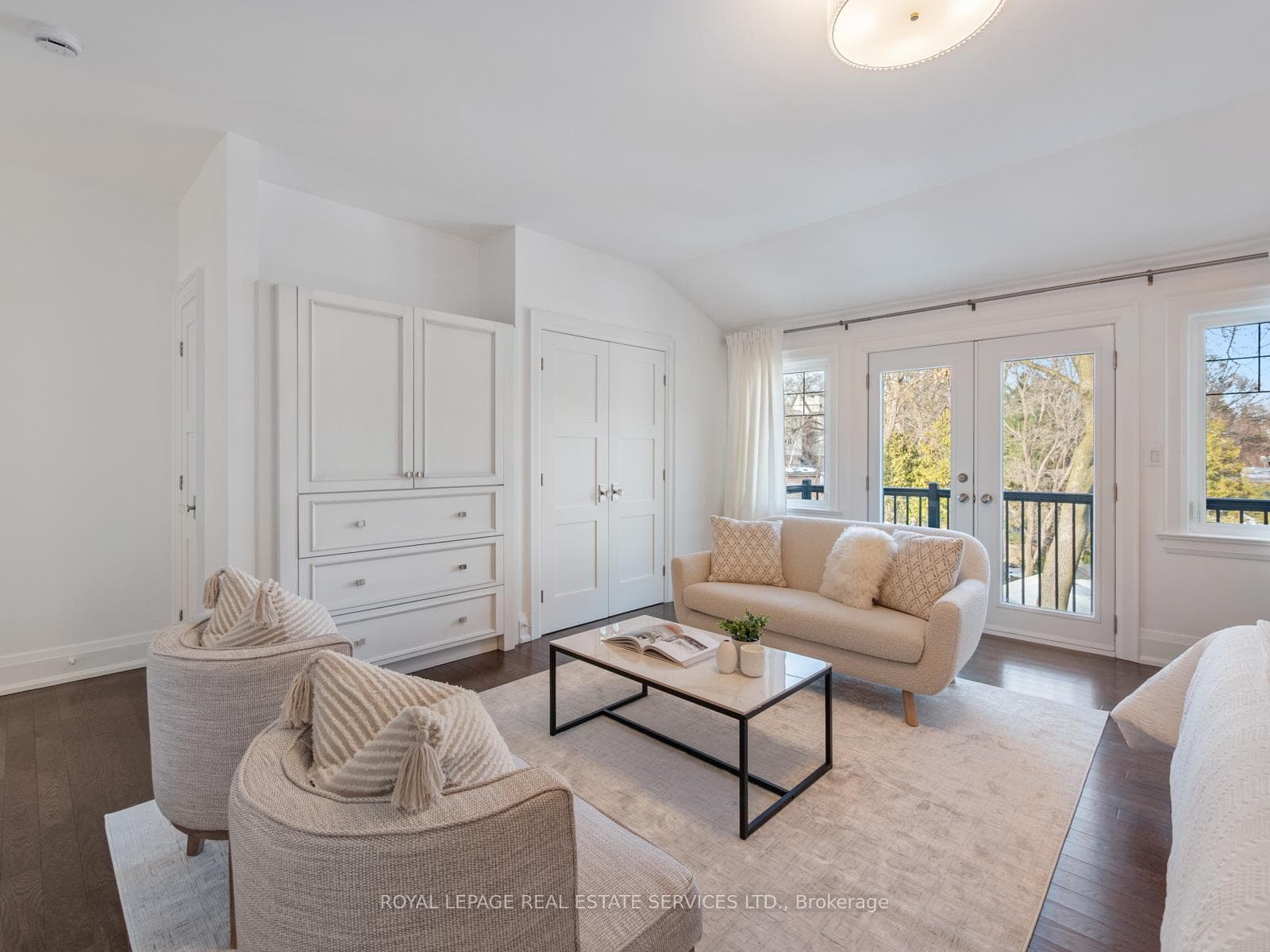 387 Kennedy Avenue photo 33