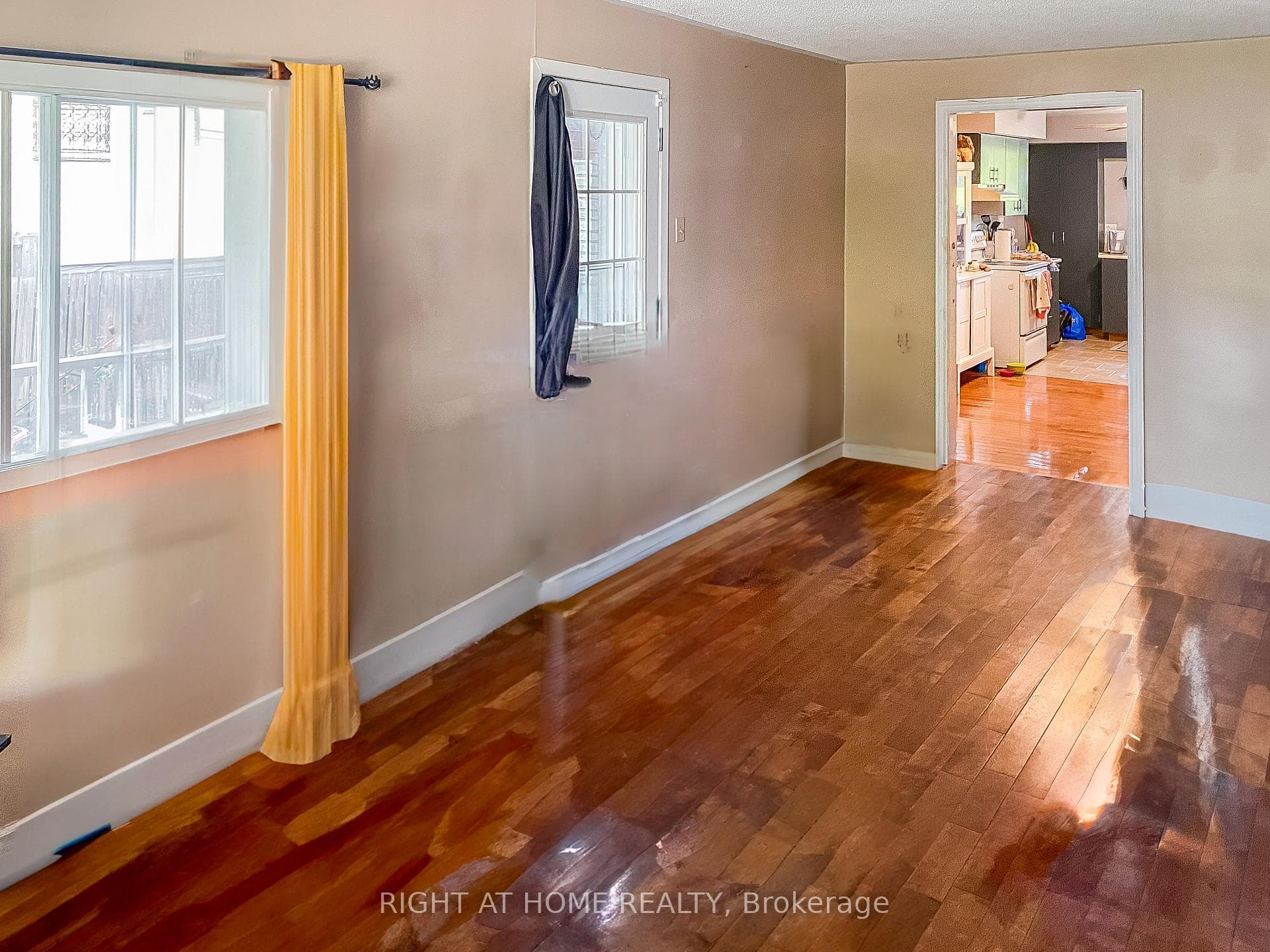 56 Fowlie Street photo 12