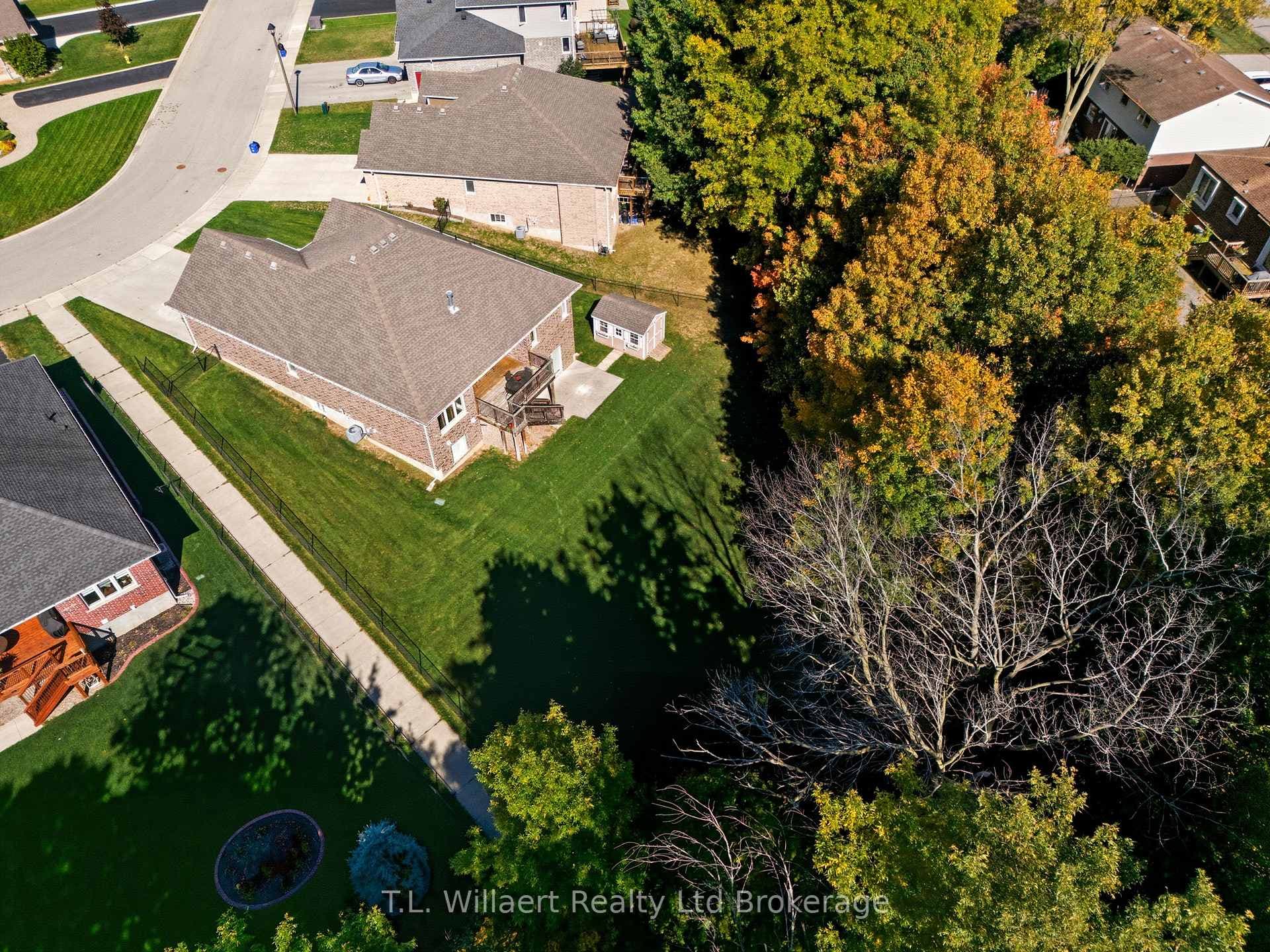 64 Colin Avenue photo 36