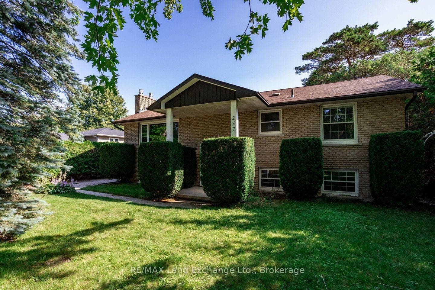 257 Kingsway Street photo 1