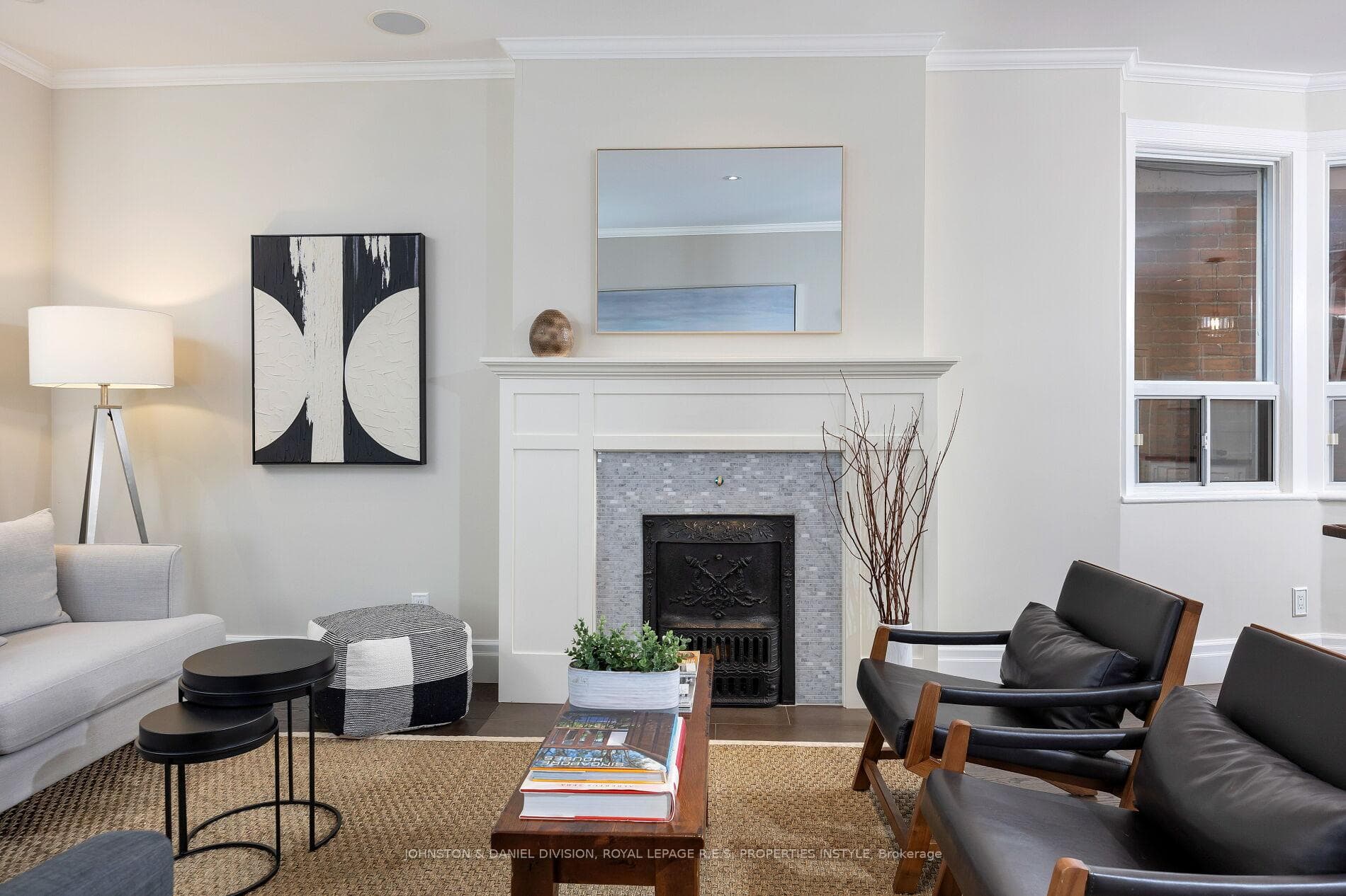110 Galley Avenue photo 6