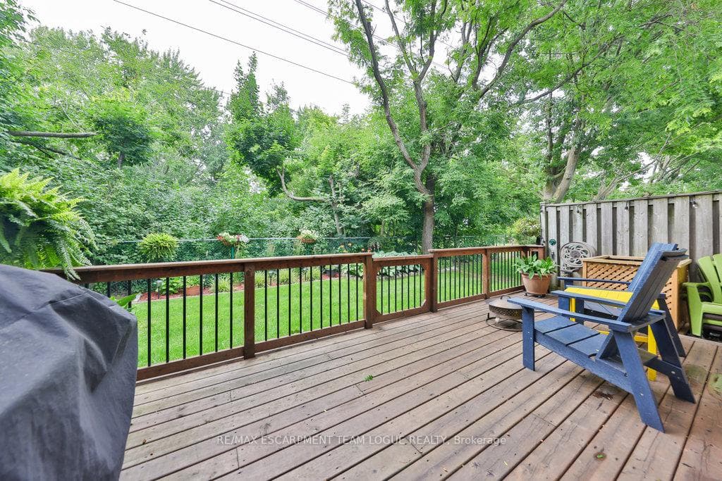475 WOODVIEW Road Unit 2 photo 30