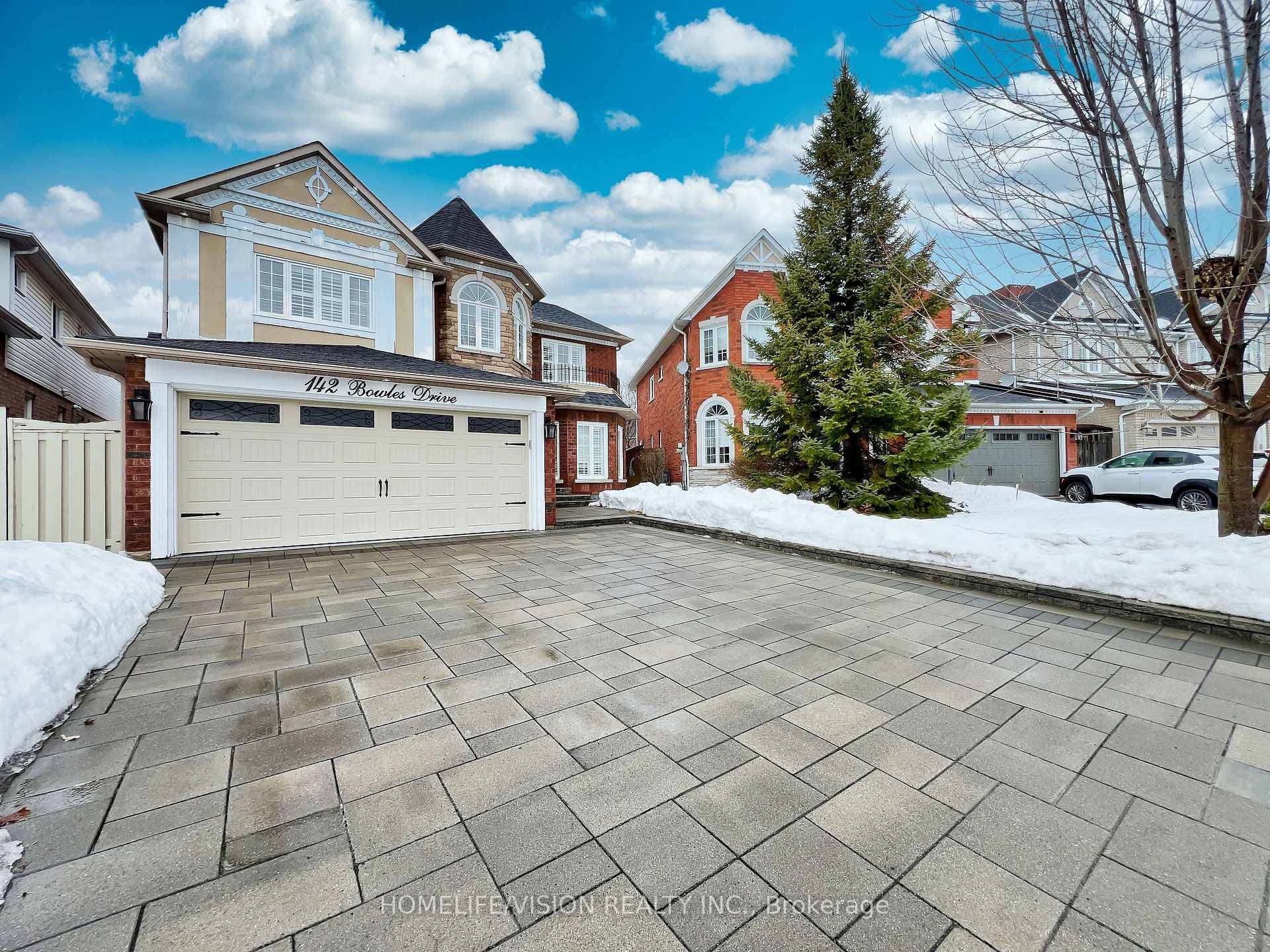 142 Bowles Drive photo 2