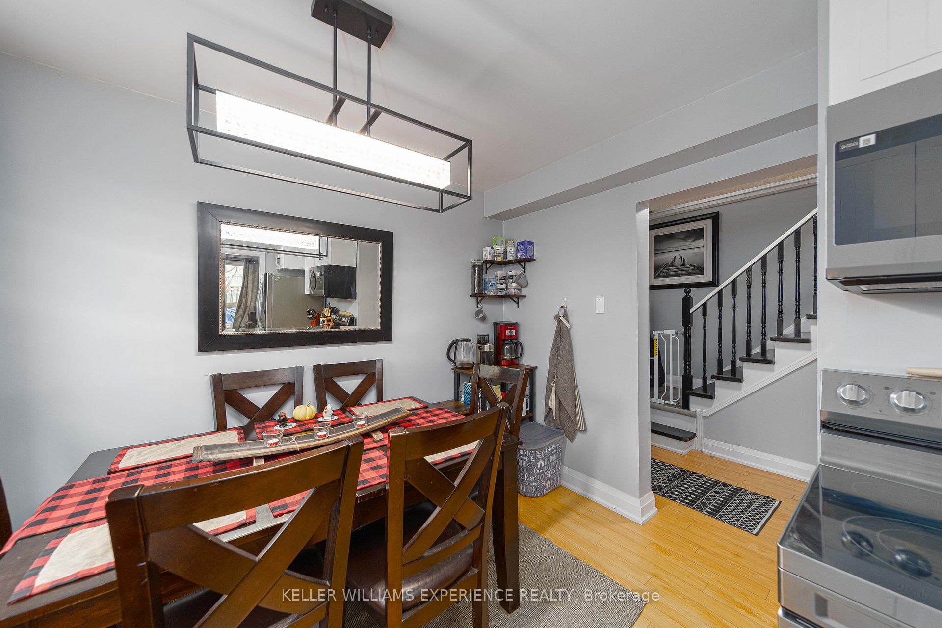 46 Hadden Crescent photo 9