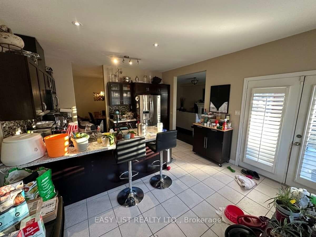 80 Great Oak Trail photo 3