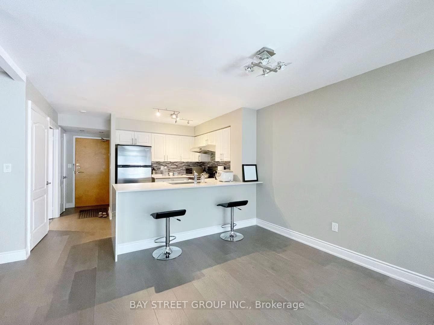 30 Hayden Street Unit 405 photo 6