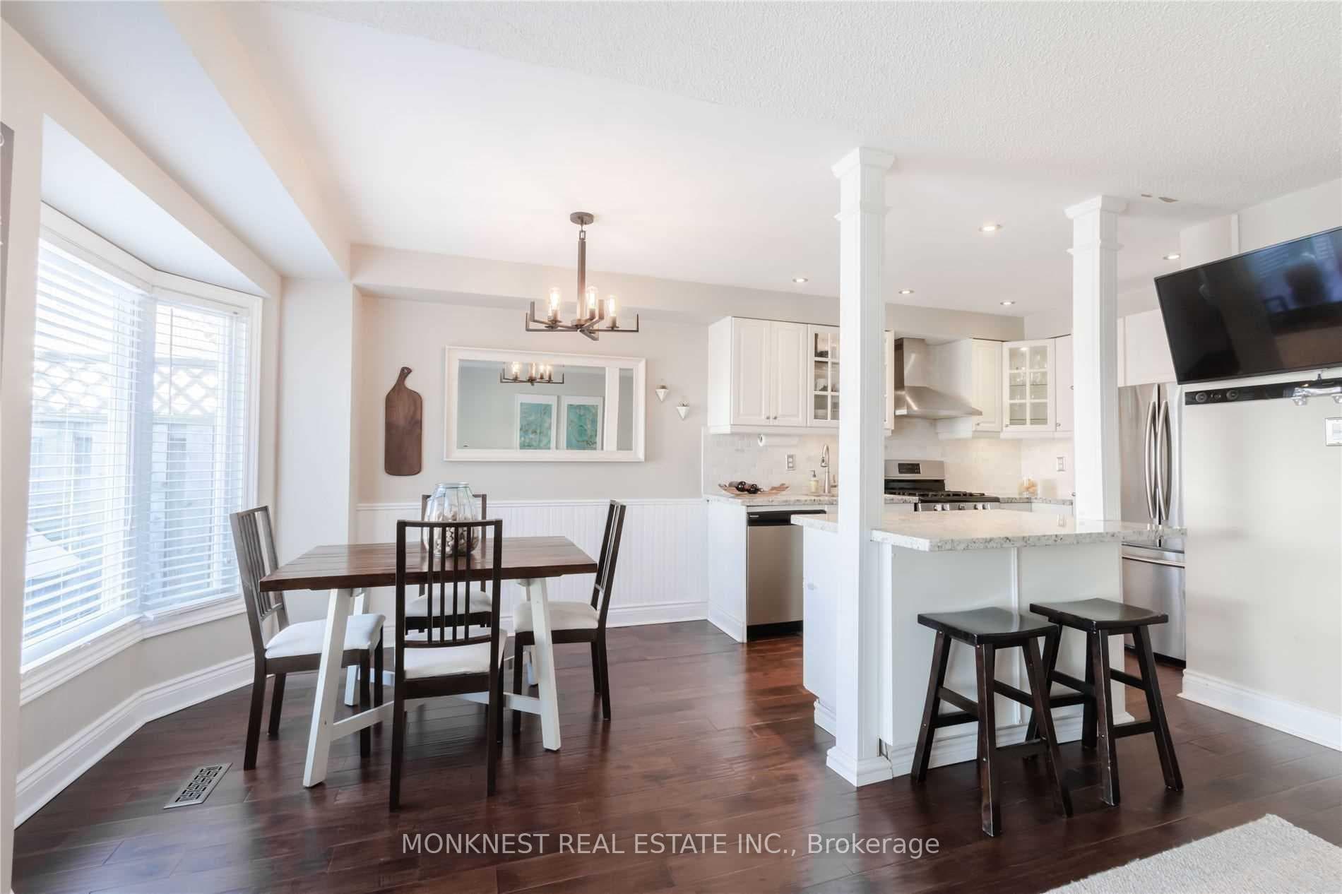 8 Thornlodge Drive photo 6