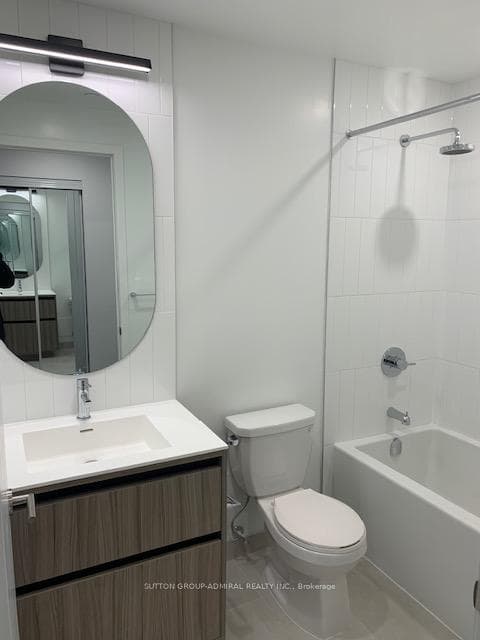 7950 Bathurst Street Unit 329 photo 5