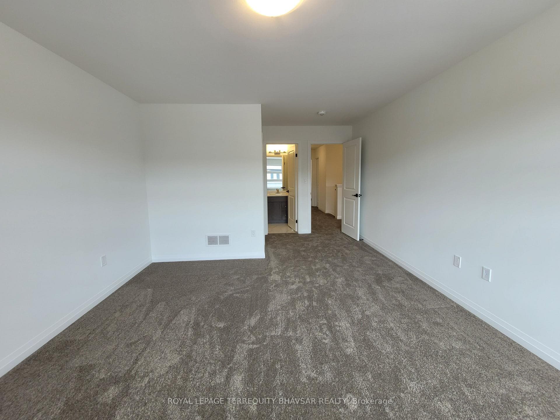 4552 Portage Road Unit 8 photo 22