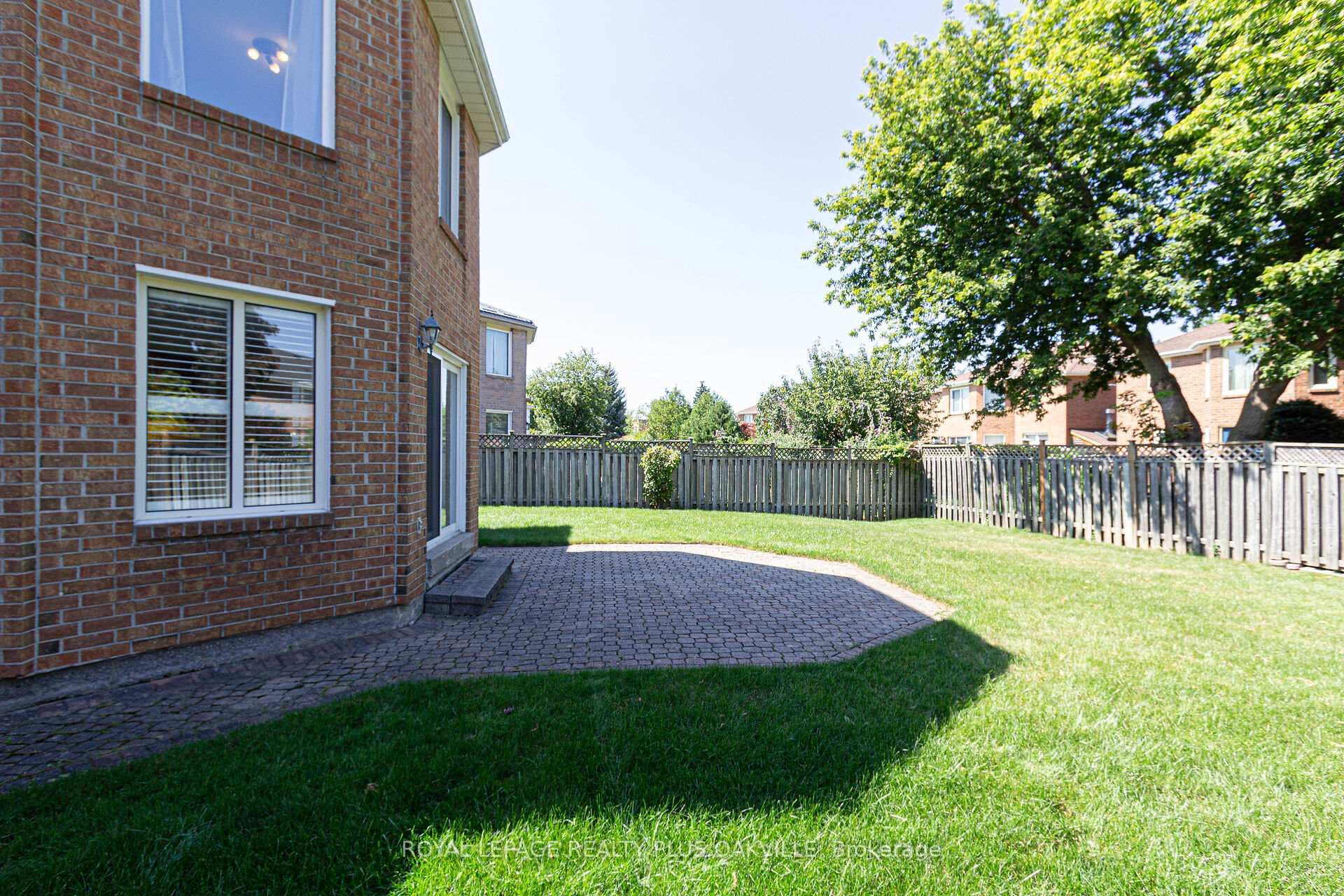 3175 Thorncrest Drive photo 39