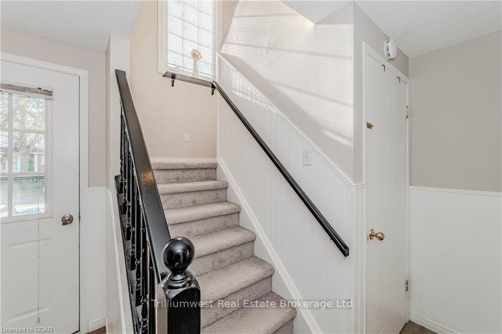 129 VICTORIA Road Unit 65 photo 21