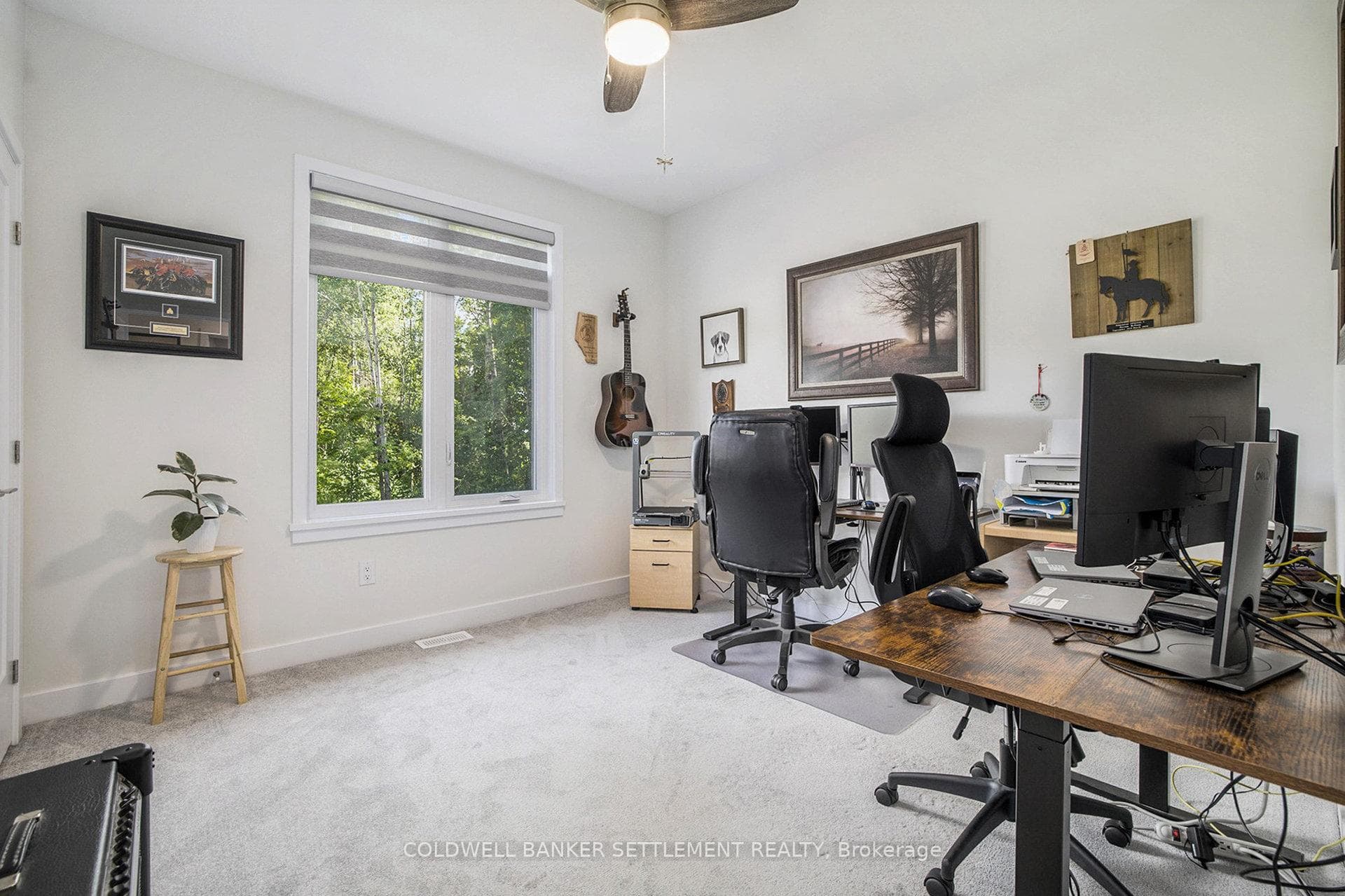 77 Diane Drive photo 27