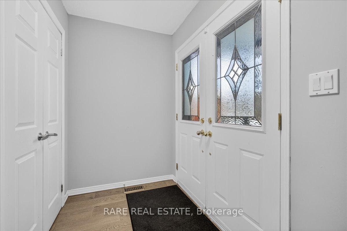 1444 Forest Street photo 5