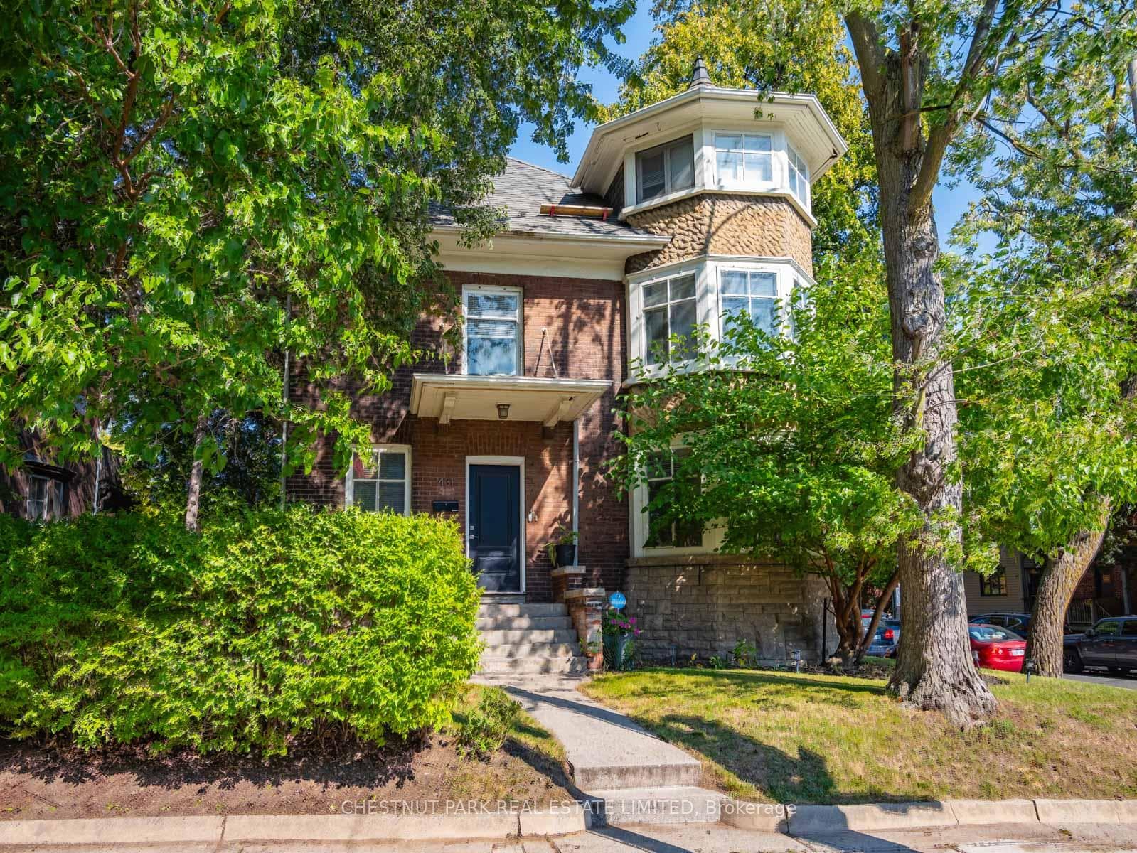 431 Broadview Avenue photo 2