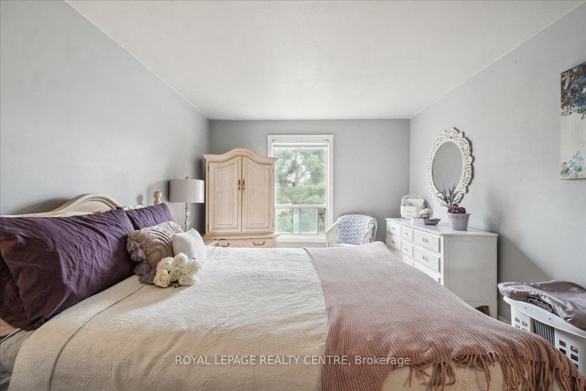 3359 Mainsail Crescent photo 25