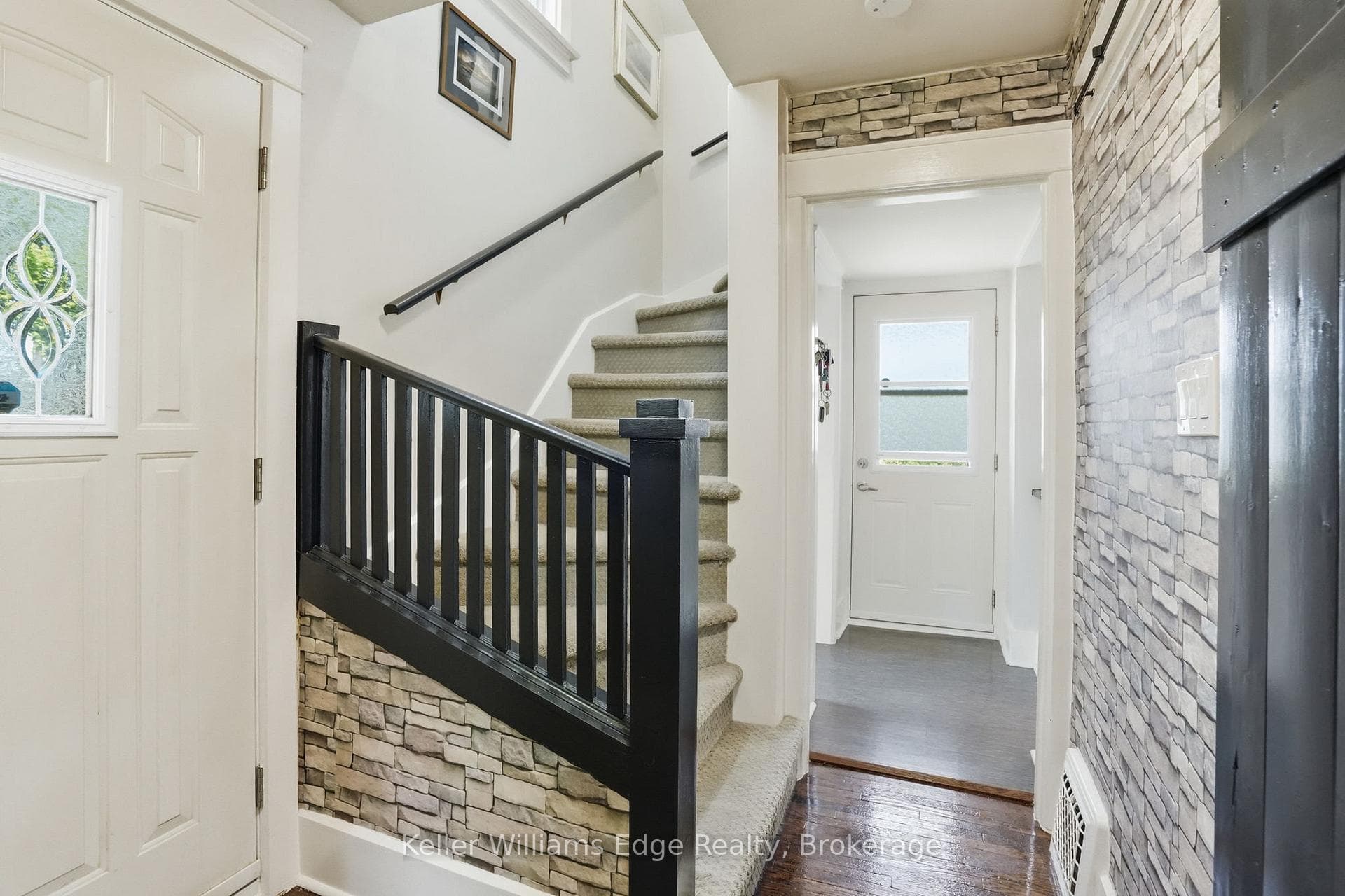 99 St Andrews Street photo 4