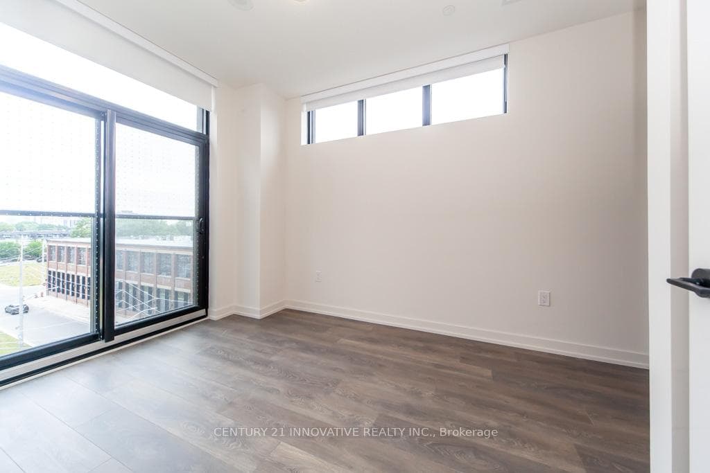 181 Sterling Road Unit 409 photo 22