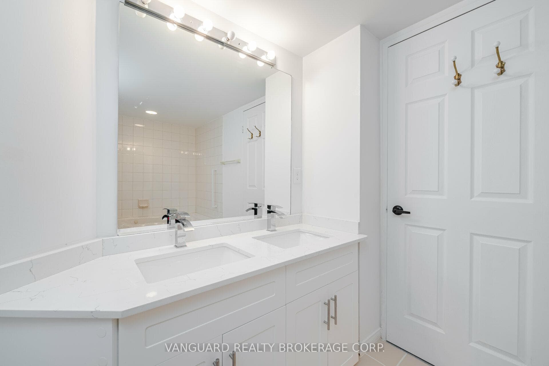 100 Arbors Lane Unit 405 photo 20